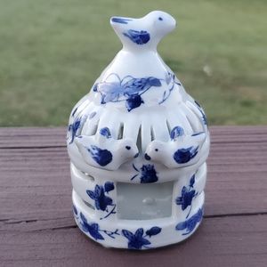 🐦Cute Ceramic Chinese Figure